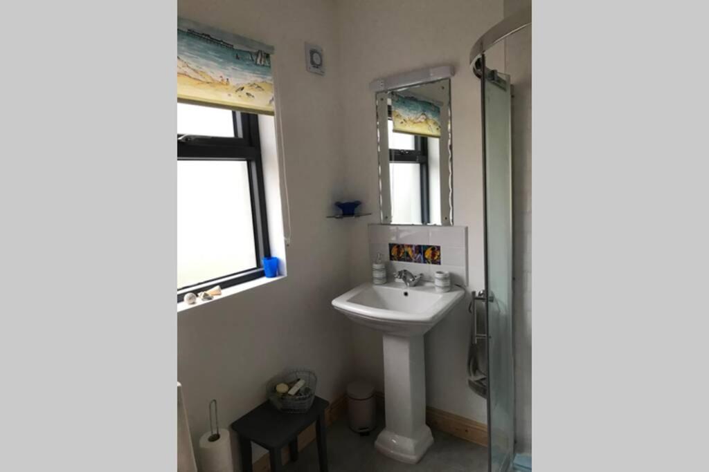 Villa An Nead Beag Only 2 Miles From Louisburgh Esterno foto
